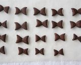 A picture of step 12 of Present Box Cookies.