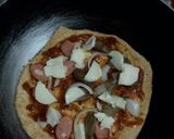 Foto langkah ke 11 dari resep Pizza Teflon Renyah Pedas.