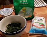 A picture of step 2 of Mini Spinach-Feta pies.