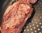 A picture of step 2 of Under 5 min Steak Night 🐄 🍷.
