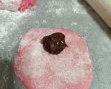 A picture of step 7 of Chocolate-Filled Mochi.