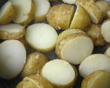 A picture of step 4 of Sweet Potatoes with Butter Soy Sauce.
