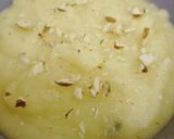 A picture of step 3 of Suji Halwa.