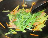 A picture of step 11 of Papaya Champuru (Okinawan Stir-Fry Dish).