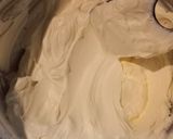 Foto del paso 4 de la receta: Crema de Leche (para decorar/rellenar) Tortas 🎂
