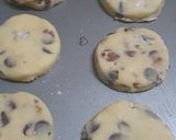 Foto del paso 5 de la receta: Galletitas de vainilla, chispas, almendras y avellanas 🍪🍪🍪