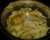 A picture of step 1 of Spiced Pears Preserve.