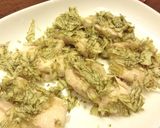 A picture of step 6 of Chicken Breast Meat Coated in Shredded Kombu.