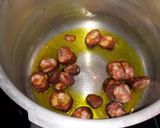 A picture of step 1 of Cabbage and Tomato Soup.