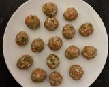 A picture of step 1 of Bread Manchurian.