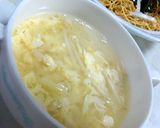 A picture of step 3 of Crunchy Salad with Deep-Fried Yakisoba Noodles & Thick Soup.
