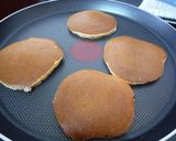 A picture of step 5 of My Dorayaki (Red Bean Paste Pancake).