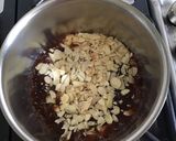 Une image de l'étape 7 de Gâteau léger aux pommes et prunes du jardin.