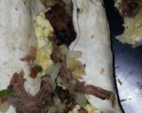 A picture of step 5 of Left over roast beef breakfast burrito.