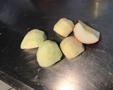 Une image de l'étape 1 de Compote de pommes du jardin au sirop d érable.