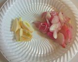Foto langkah ke 3 dari resep Tumis Brokoli Sosis.