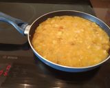 Foto del paso 5 de la receta: Tortilla de papas y cebolla