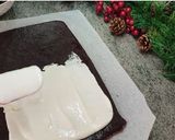 Foto del paso 5 de la receta Tronco de Navidad con cerezas borrachas