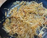 Foto del paso 2 de la receta Tortilla de patata en Airfryer y sartén con cebolla caramelizada