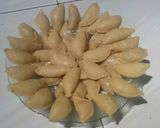Foto langkah ke 2 dari resep Pastel abon ratu.