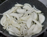 Foto del paso 3 de la receta: Hojas de col rellenas de verduras y morcilla de Burgos