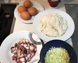 Foto del paso 1 de la receta: Tortilla con arroz (Omurice)