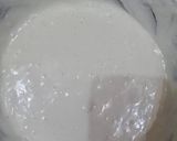 A picture of step 6 of Mango glaze cake.