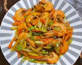 Gambar langkah 8 resipi Udang Goreng Kunyit.