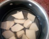 A picture of step 2 of Delicious and crispy yam roll.
