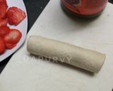 Foto langkah ke 5 dari resep ROTI TAWAR GULUNG Coklat Strawberry.