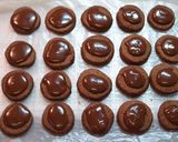 A picture of step 15 of Chocolate and Extravagant Strawberries for Valentine's Day.