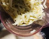 A picture of step 4 of Fettuccine Alfredo 🇮🇹.