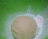 Foto langkah ke 6 dari resep Pizza sosis mozzarella.