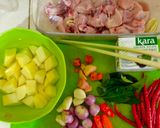 Foto langkah ke 1 dari resep Ayam Kentang Bumbu Kalio.
