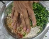 मेथीचे थेपले (Methiche Theple Recipe In Marathi) रेसिपी स्टेप 2 फोटो 