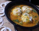 A picture of step 5 of Egg gravy.