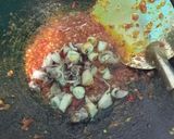 Foto langkah ke 2 dari resep Sambal tahu cumi asin.