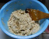 A picture of step 5 of Vegetarian Tofu and Burdock Root Burgers.