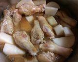 A picture of step 4 of Pressure Cooked Chicken Drumettes & Daikon Radish.