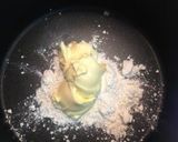 A picture of step 1 of Easy White Sauce for Gratin.