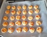 Sajtos köményes pogácsa recept fázis 5 fotója