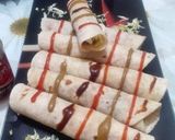 A picture of step 4 of Chicken Sriracha Wraps.
