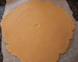 A picture of step 2 of Strawberry tarte.