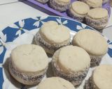 Foto del paso 2 de la receta: Delantalcookpad2026 Alfajores de Maizena!!
