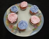 A picture of step 4 of Strawberry Cup Cakes.