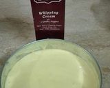 A picture of step 1 of Mango_Mousse_Cake.