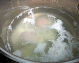 A picture of step 3 of Chinese Spinach And Egg Soup.