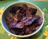 Une image de l'étape 4 de Chips de pommes de terre violettes.