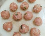 Hình bước làm 1 của món Thịt viên sốt cà chua