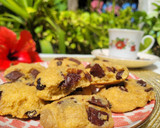 Foto del paso 5 de la receta: Galletitas con chocolate y pasas